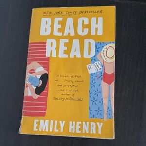 Beach Read by Emily Henry